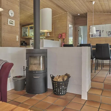 Beautiful In With 4 Bedrooms, Sauna And Wifi *