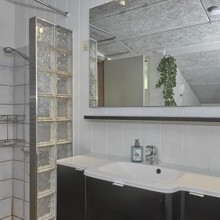 Beautiful In With 4 Bedrooms, Sauna And Wifi * Knebel