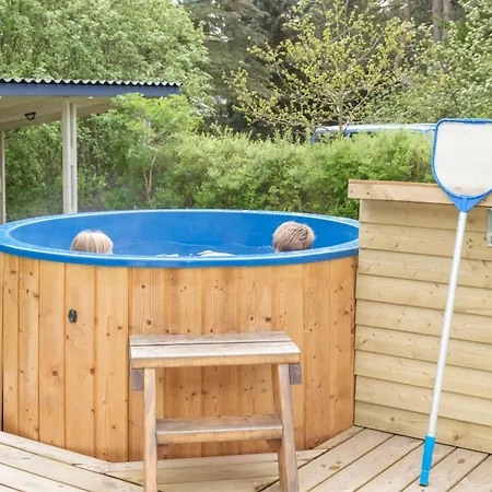 Beautiful In With 4 Bedrooms, Sauna And Wifi Knebel