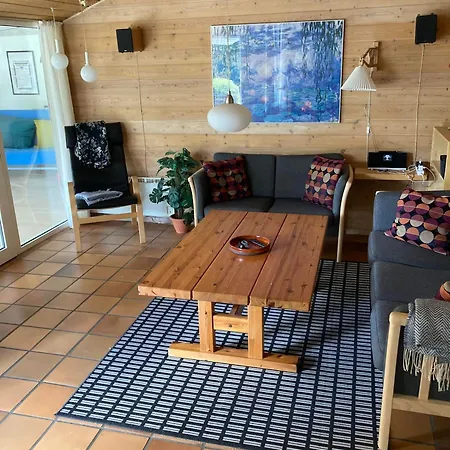 Beautiful In With 4 Bedrooms, Sauna And Wifi *